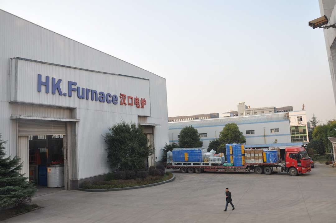 中空玻化微珠天然气膨胀炉